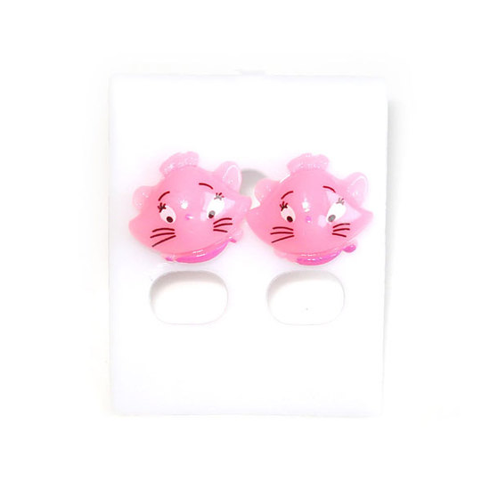 Baby pink cat stud earrings (Size: approx. 15 x