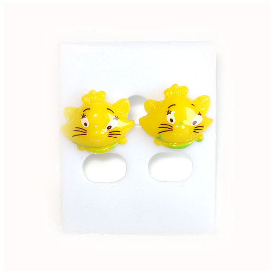 Yellow cat stud earrings (Size: approx. 15 x 12